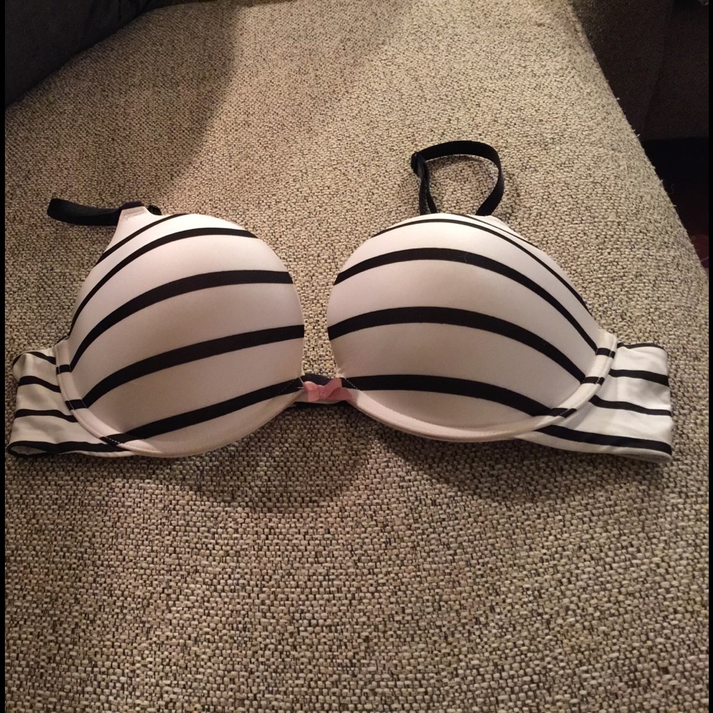 Victoria's Secret bra 36B
