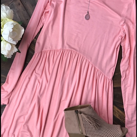 Pink dress - Picture 2 of 3