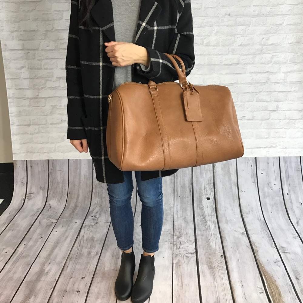 Gorgeous cognac vegan leather weekender duffel