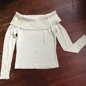 😍Gap off the shoulder sweater 👏