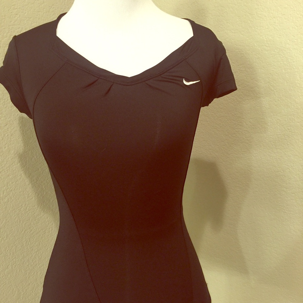 Nike workout tee