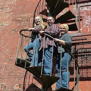 Meet your Posher, Desiree