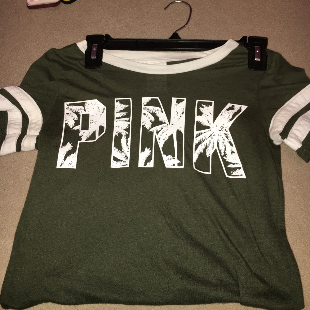 VSPINK SHIRT 😍
