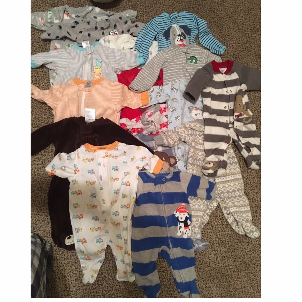 Newborn baby boy clothing - 33 pieces