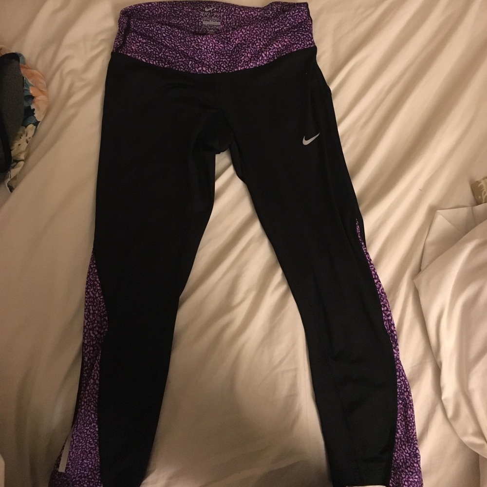Cropped Nike leggings