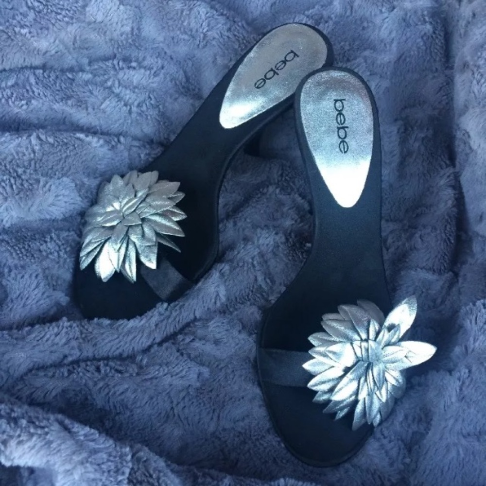 bebe Slip On Floret Heels Sz 7B