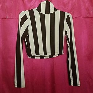 Black and white vertical stripe crop top
