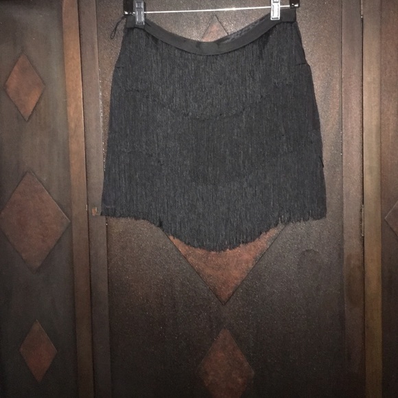 Haute HIPPIE FRINGE NEW CRAZE FOR FALL! EXQUISITE - Picture 2 of 4