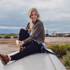 Meet your Posher, Alexandra