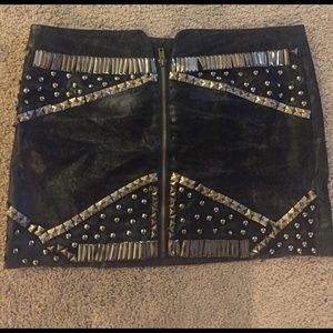 Studded mini skirt!