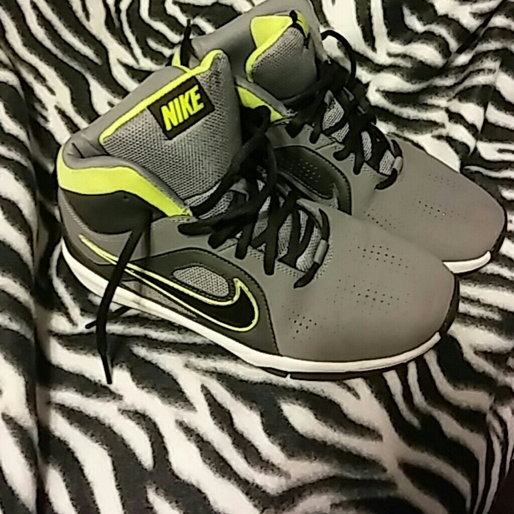 SOLD!! Nike sneakers