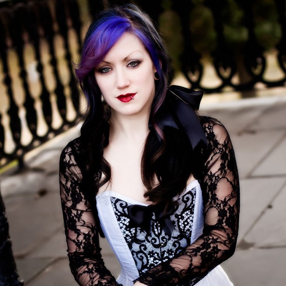 Meet your Posher, Christi