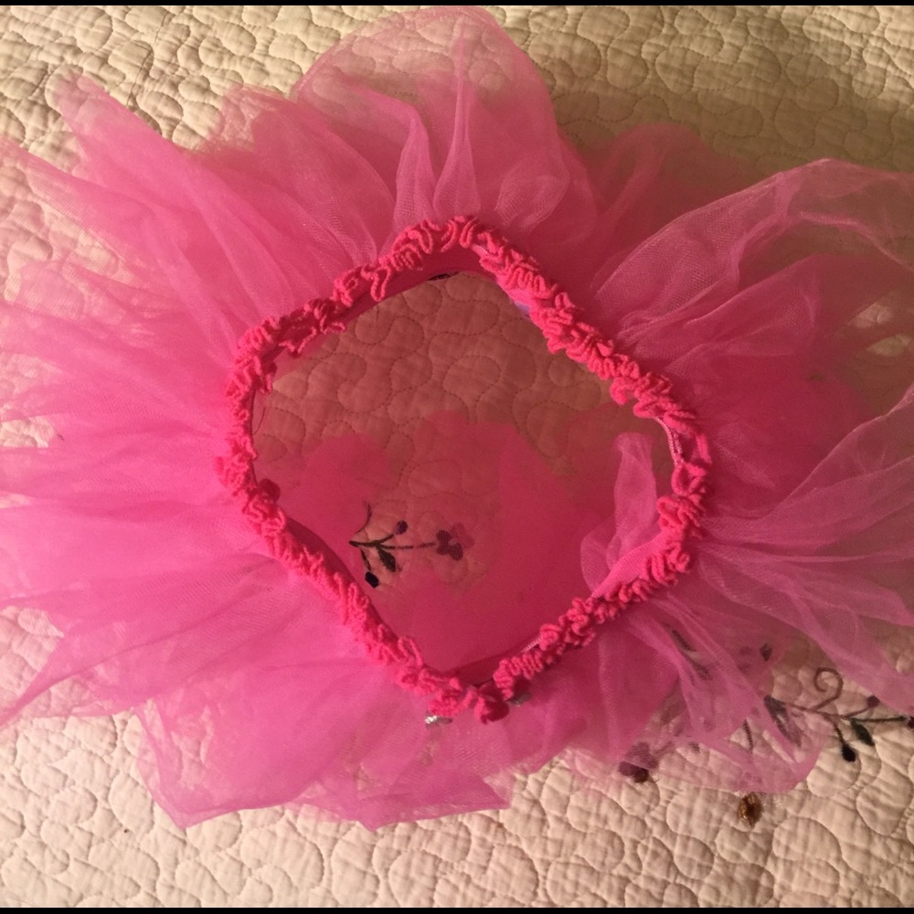 Tutu - Picture 2 of 2