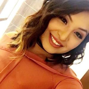 Meet your Posher, Yulie