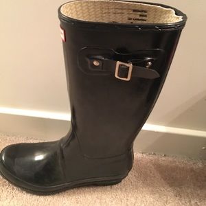 Black slick hunter rain boots