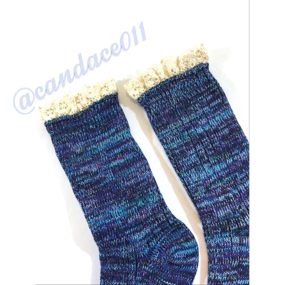 ⭐️5 STAR rated!⭐️ Lace Top Sock (Blue) - Picture 3 of 5