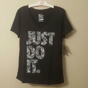 NWT Nike Athletic Tee