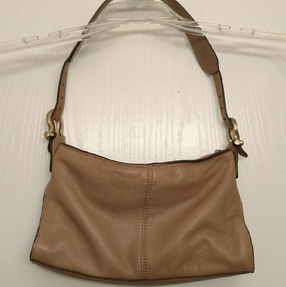 Liz Claiborne NYC Small Tan Soft Leather Purse
