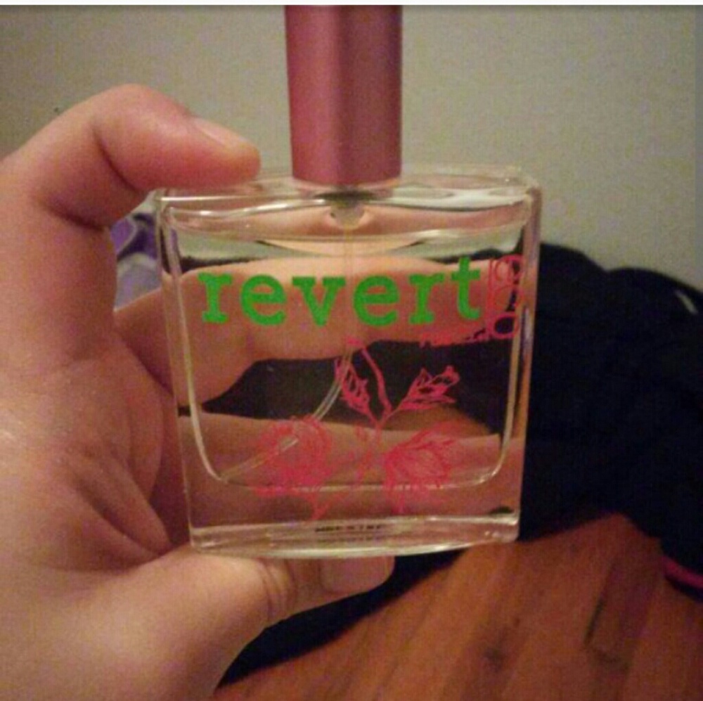 Rue 21 perfume