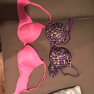2 for 1!! Victoria secret push up 38C