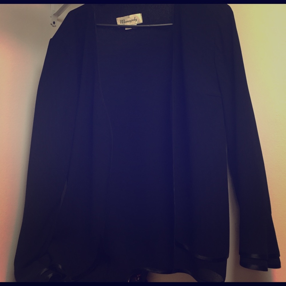 Brand name manapoly women's jacket never worn