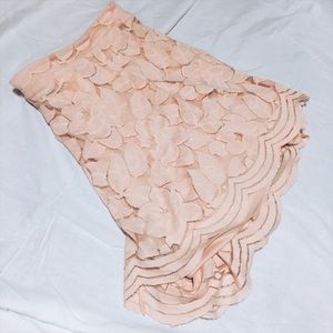 Torrid Lace Peach Shorts size 2