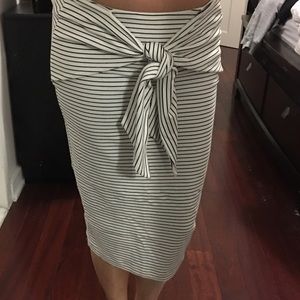 Front tie stripe skirt size small. Super cute!