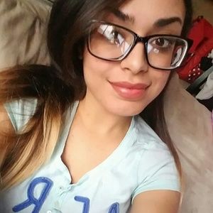 Meet your Posher, Ana