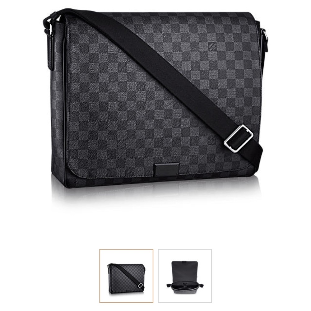 Louis Vuitton District GM Messenger Bag