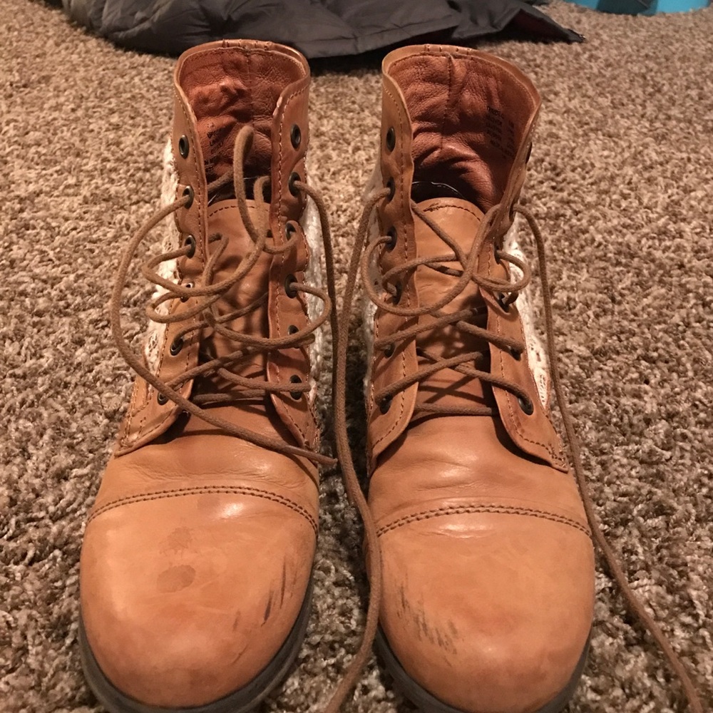 Cute gently worn boots