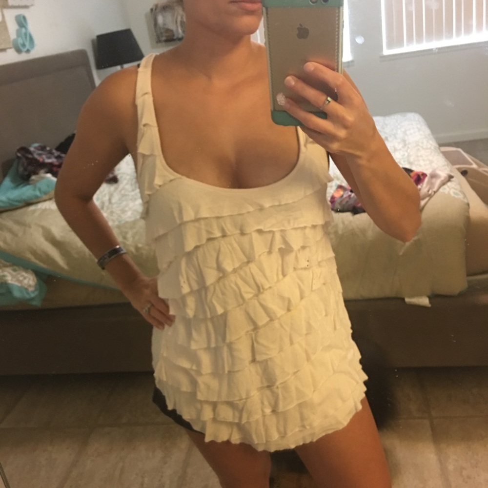 Ruffle tank