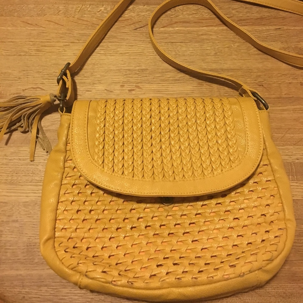Mustard yellow cross body Ecote purse