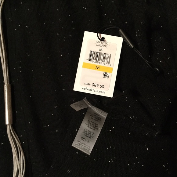 Calvin Klein turtleneck with fleck detail, New w/out tag - Picture 2 of 4