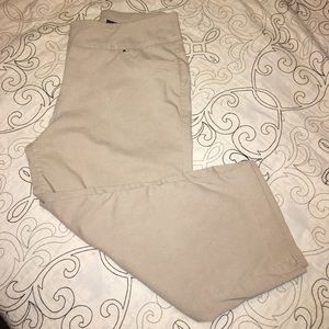 Westbound Park Ave fit capris