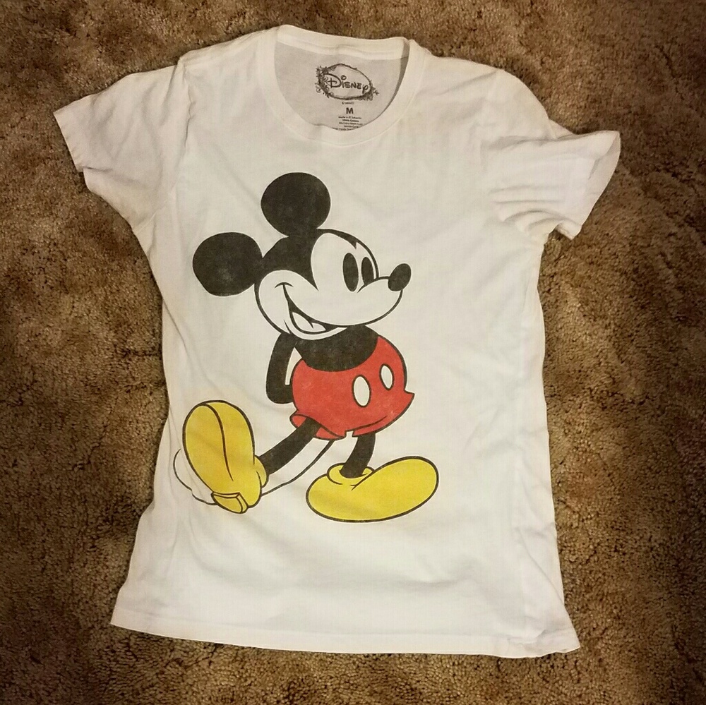 Normal white girls t-shirt