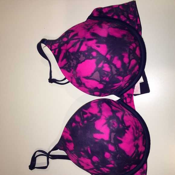 3 VS push up bras - Picture 5 of 7