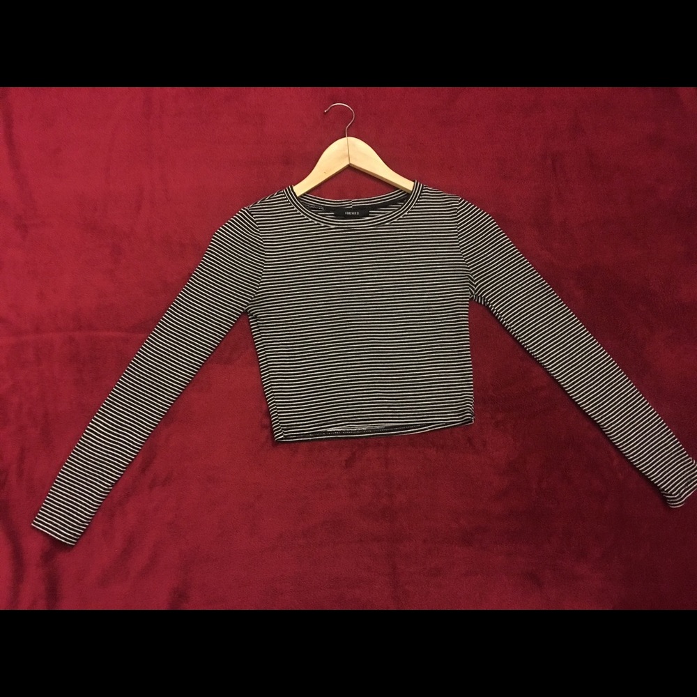 Cropped stripped long sleeve