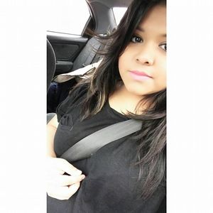Meet your Posher, Mayra