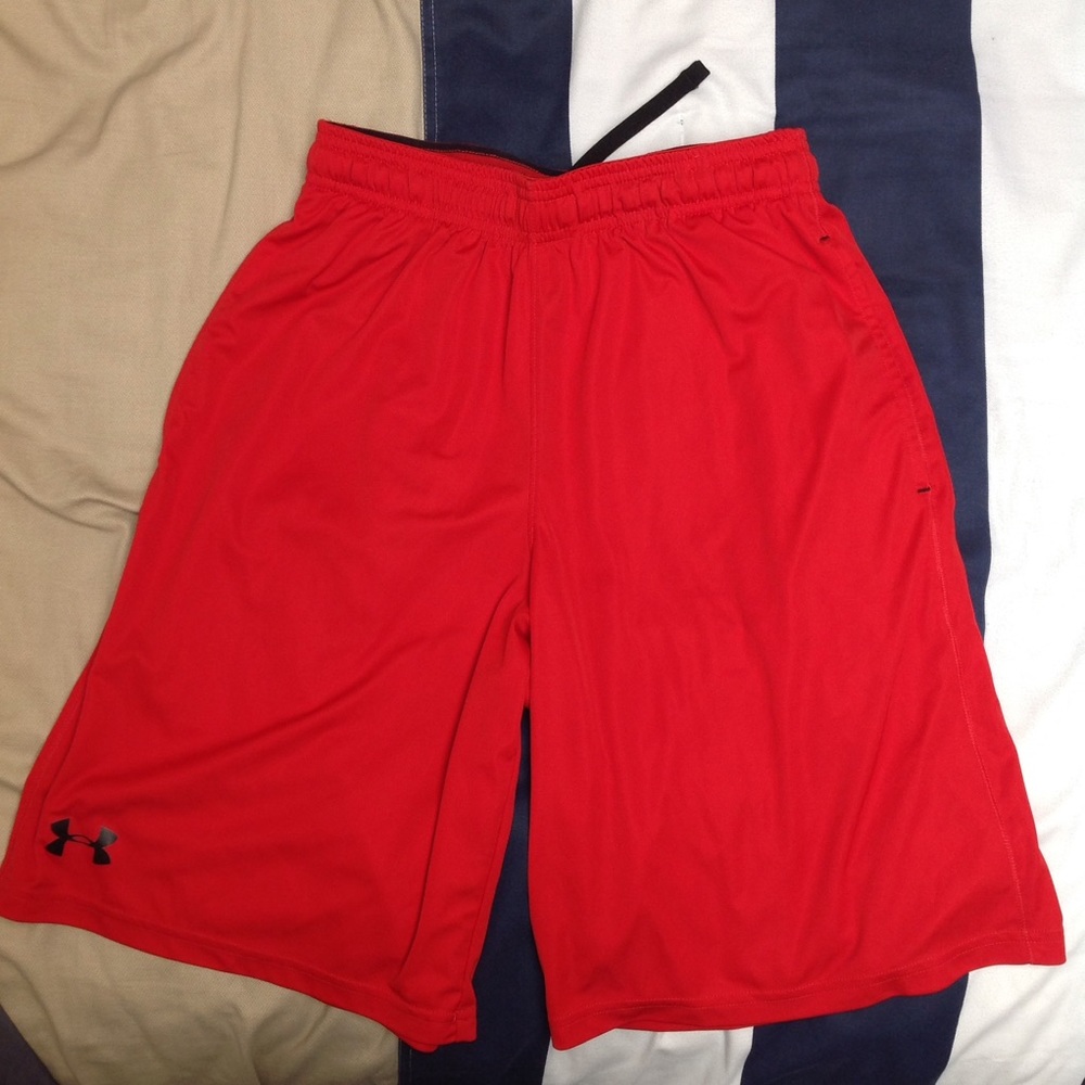 Under Armour red shorts fresh