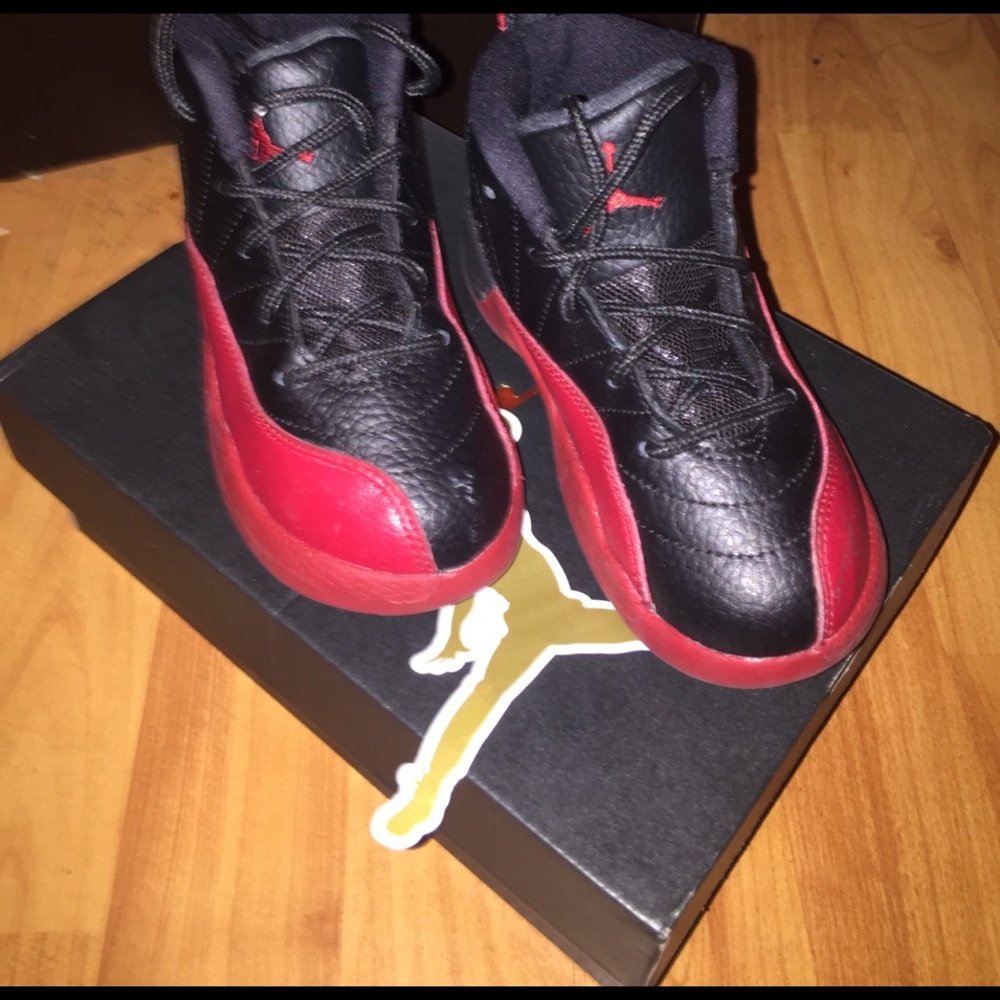 Jordan 12 Retro