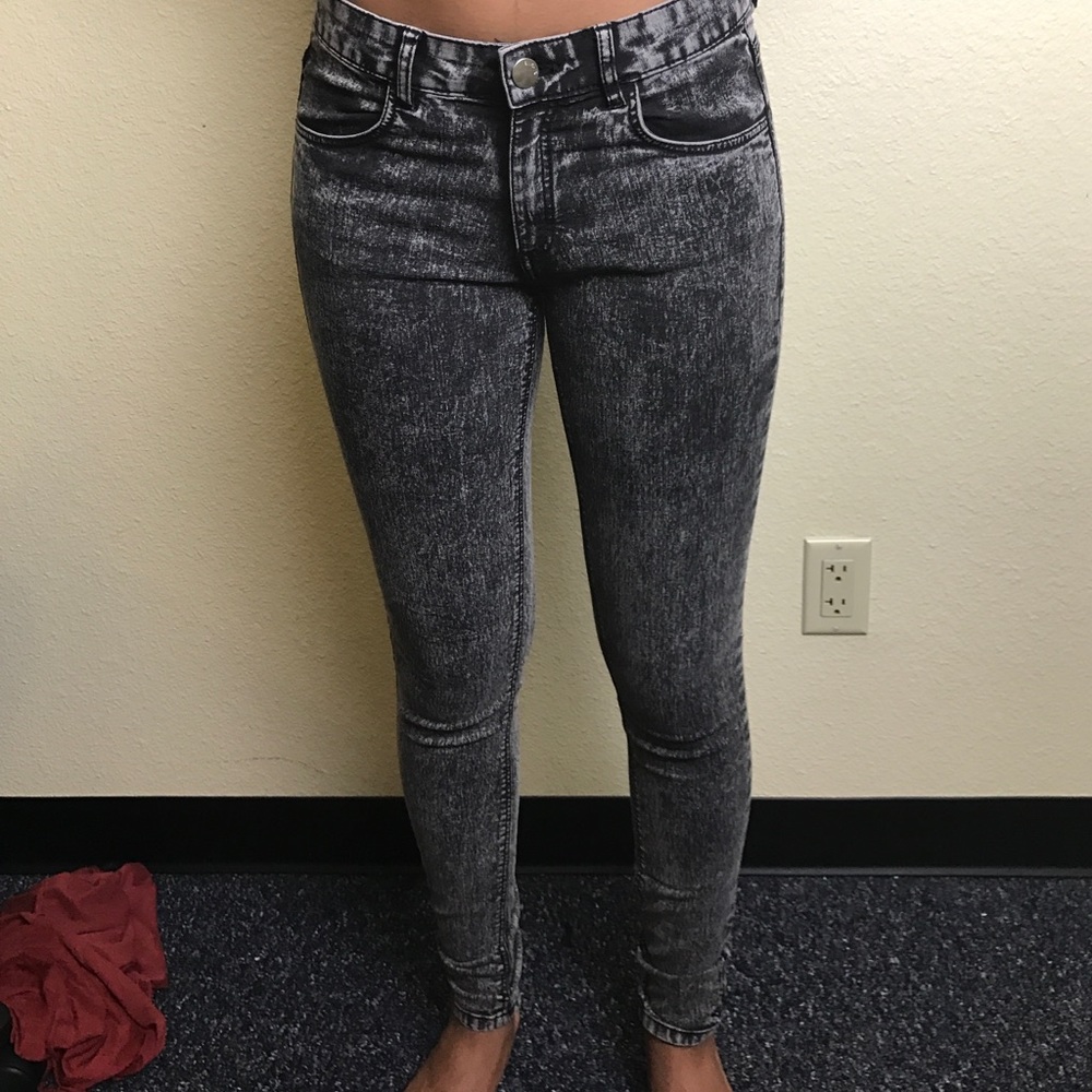 Acid Washed/Black jeans