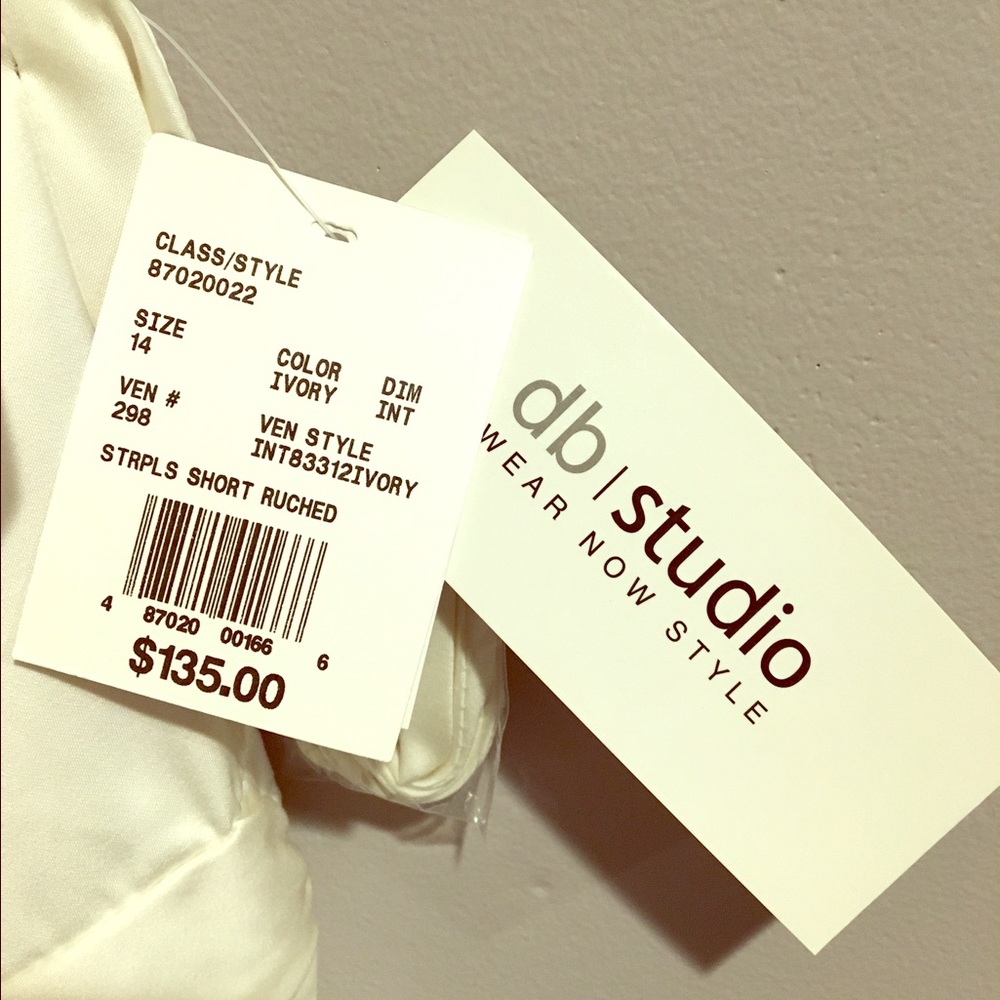 David's Bridal short ivory wedding dress
