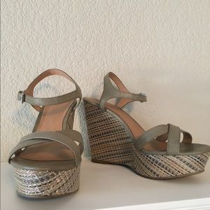 LC Lauren Conrad Wedge Sandal