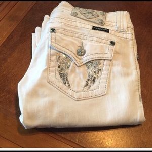 GORGEOUS MISS ME WHITES 👌👌😍😍