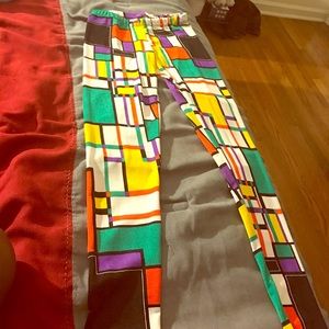 Satin patten leggings