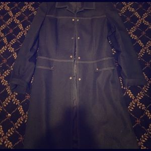 Beautiful two piece tahari brand name set