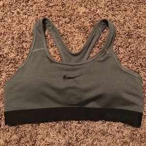 Nike Pro Sports Bra