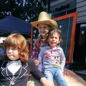 Meet your Posher, Robin