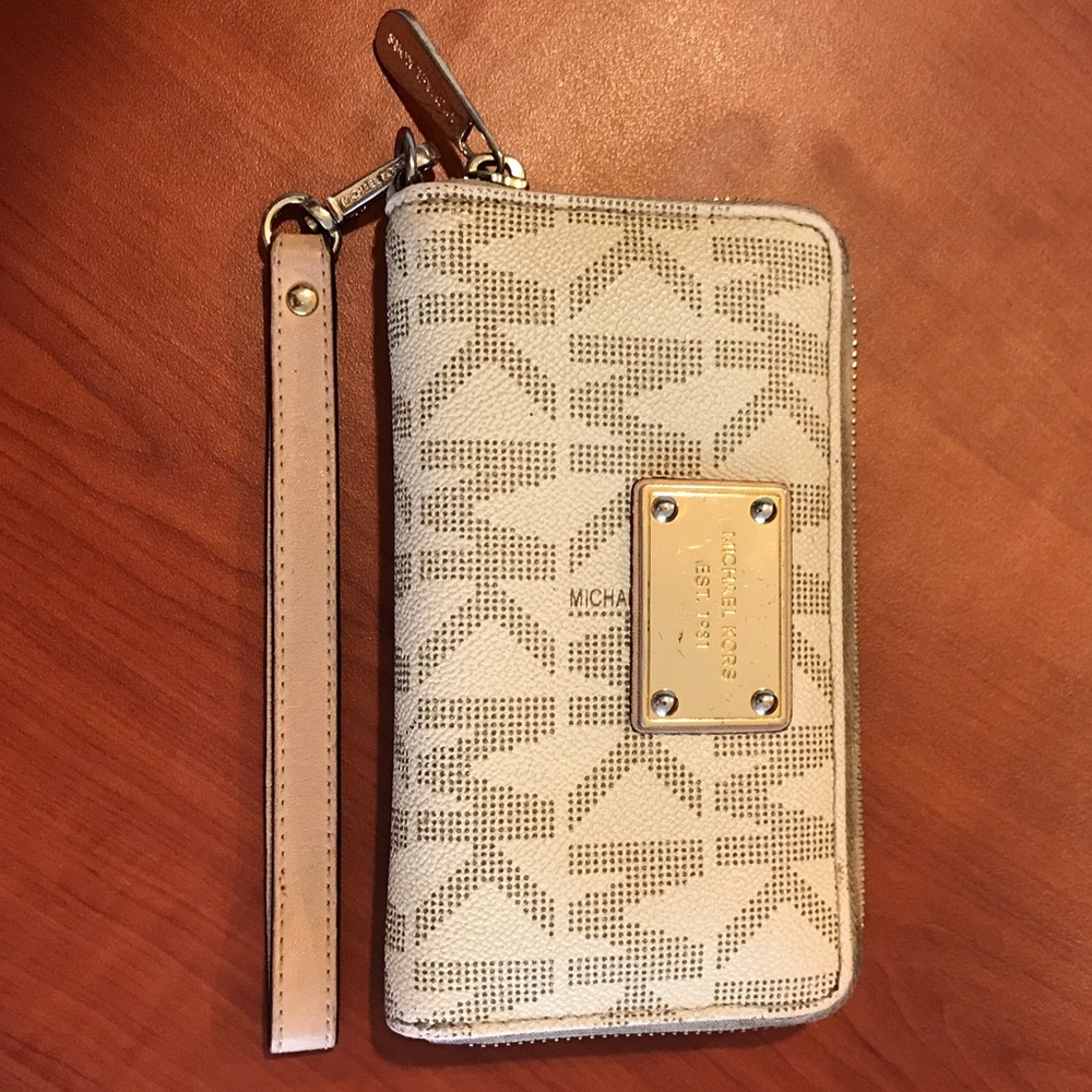 Micheal Kors Wallet