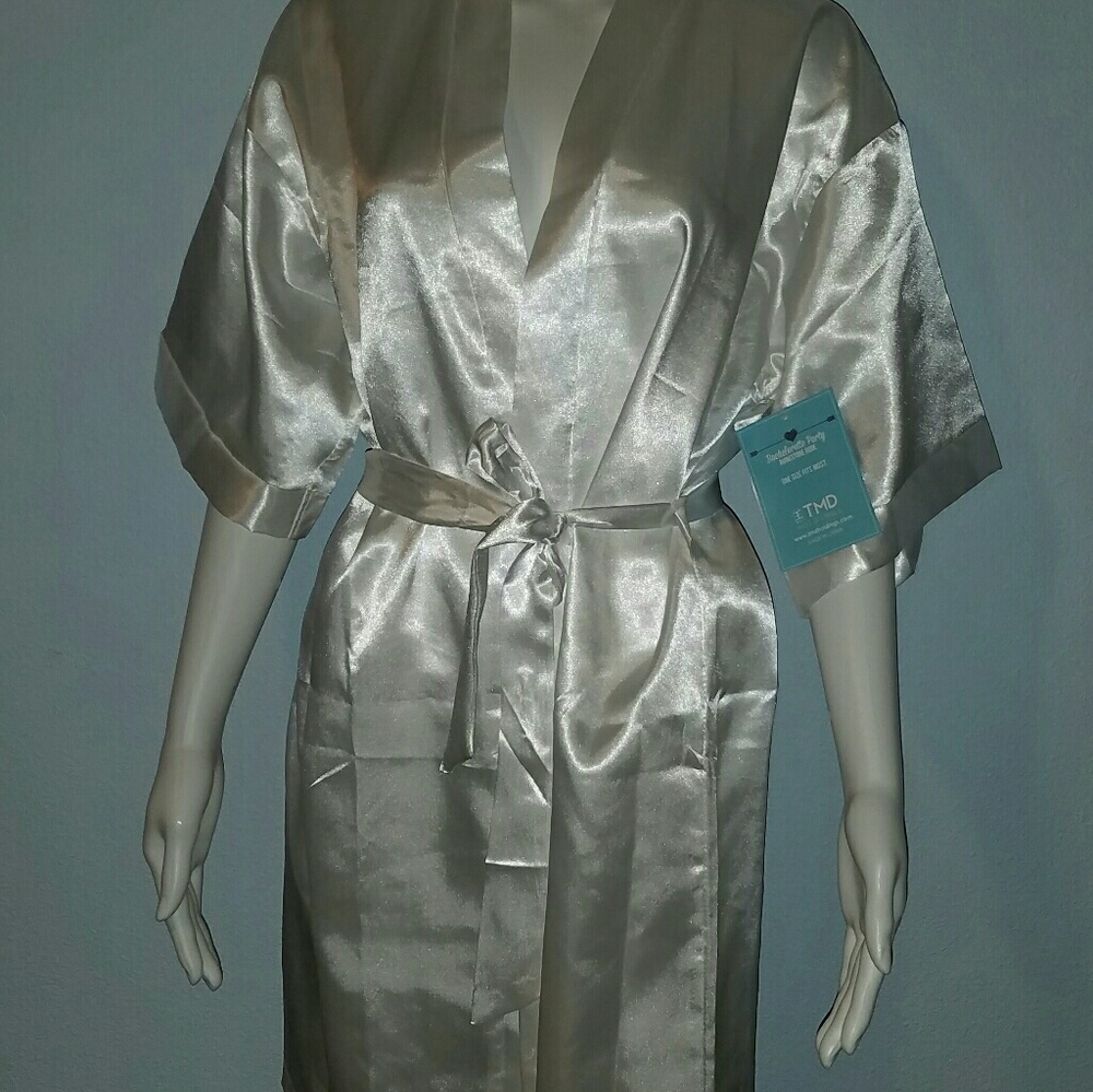 New Bachelorette Party Rhinestone Robe One Size - Picture 3 of 3